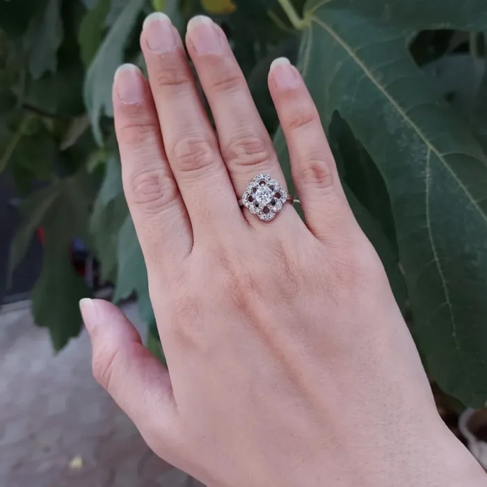 انگشتر نقره زنانه سولیتر طرح گل چهاربرگ، کد 416 - Image 7