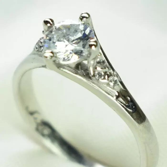 انگشتر نقره زنانه سولیتر عیار 925، کد 438 - Image 4