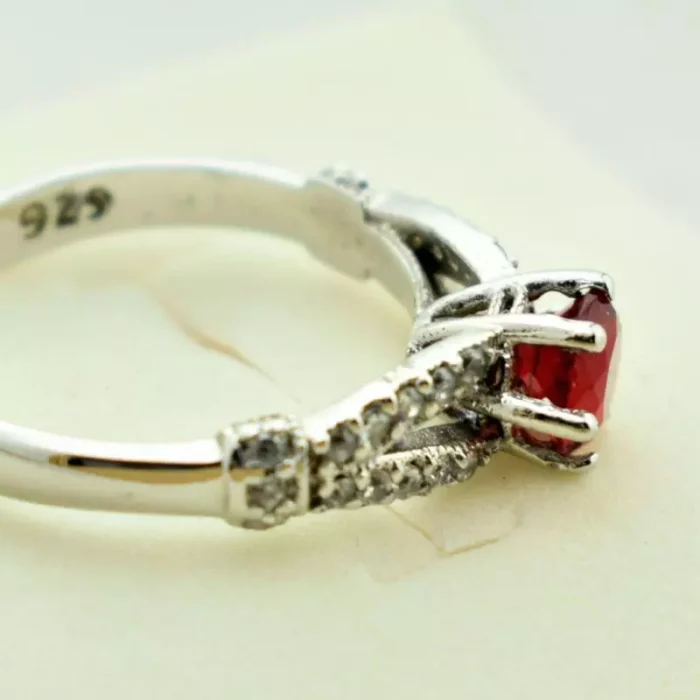 انگشتر نقره زنانه سولیتر با نگین قرمز سنتتیک، کد 403 - Image 3