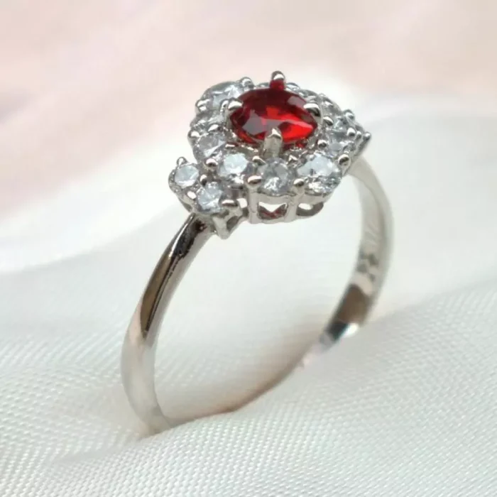 انگشتر نقره زنانه سولیتر با نگین قرمز زیبا، کد 401 - Image 4