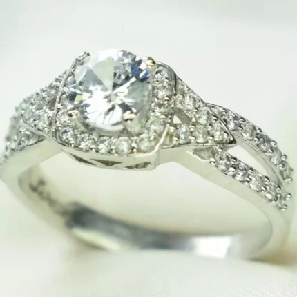 انگشتر نقره زنانه سولیتر کد 447