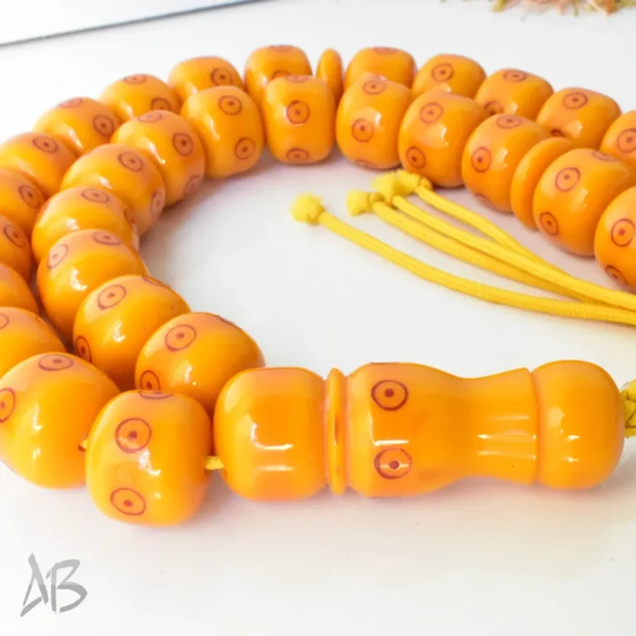 تسبیح سندلوس 33 دانه بودار تراش کپسولی زرد کهربایی درشت وخوش تراش کد 832 آقابزرگ - Image 6