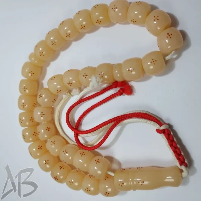 تسبیح سندلوس 33 دانه بودار تراش استوانه ای داغ دار زرد کهربایی کد 826 آقابزرگ - Image 5