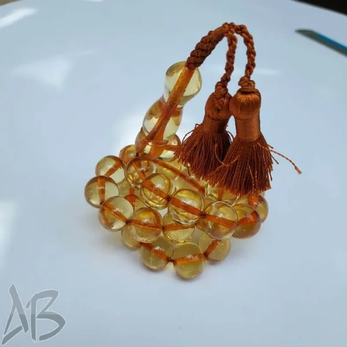 تسبیح سندلوس 33 دانه کد 851 بودار تراش شلغمی درشت بسیار خوشرنگ و خوش دست آقابزرگ - Image 3