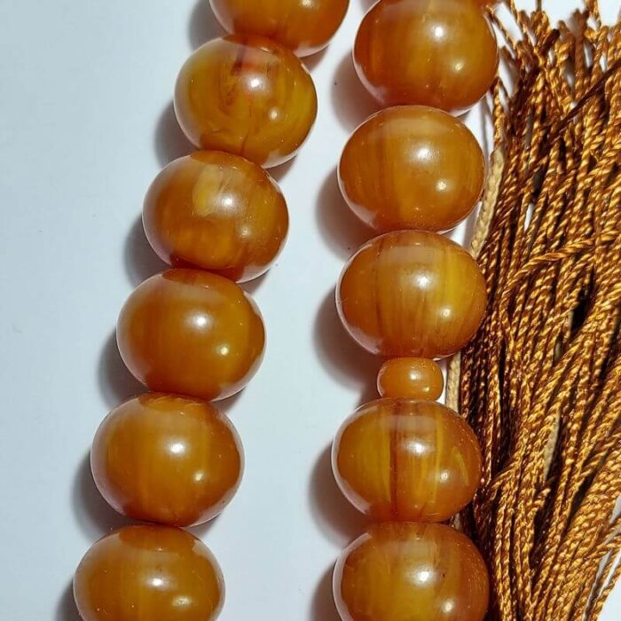 تسبیح کهربای 33 دانه بسیار خوش نقش و خوش دست کد 900 آقابزرگ - Image 4