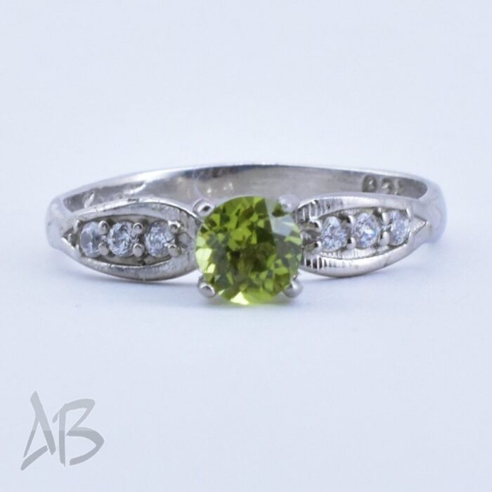 DSC_1764 انگشتر نقره زنانه زبرجد نگین اصلی و معدنی آقابزرگ کد 539 - Image 6