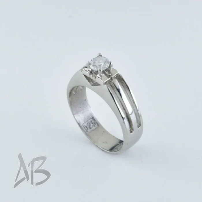 انگشتر مردانه نقره با نگین موزانایت روشن جذاب آقابزرگ کد 203 - Image 5