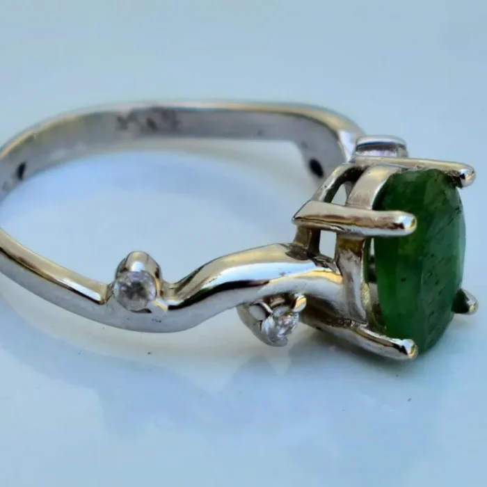 انگشتر نقره زنانه با نگین زمرد اصلی، کد 516 - Image 8