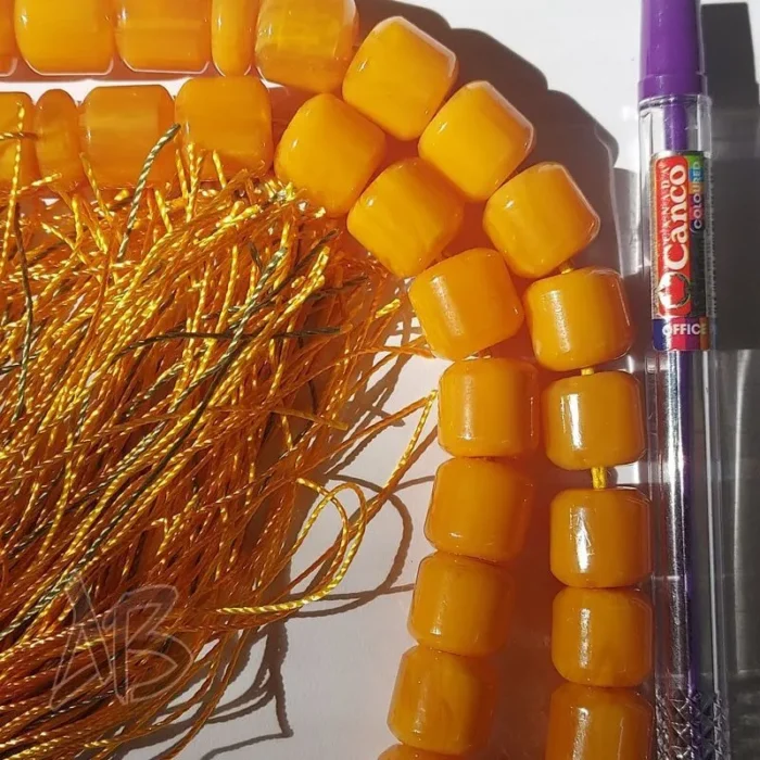 تسبیح سندلوس 33 دانه بودار کد 961 تراش قیچی زرد بسیار زیبا آقابزرگ - Image 3