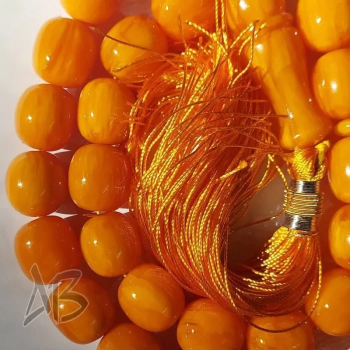 تسبیح سندلوس 33 دانه کد 962 بودار تراش برمیلی لبه گرد زرد بسیار زیبا آقابزرگ - Image 4