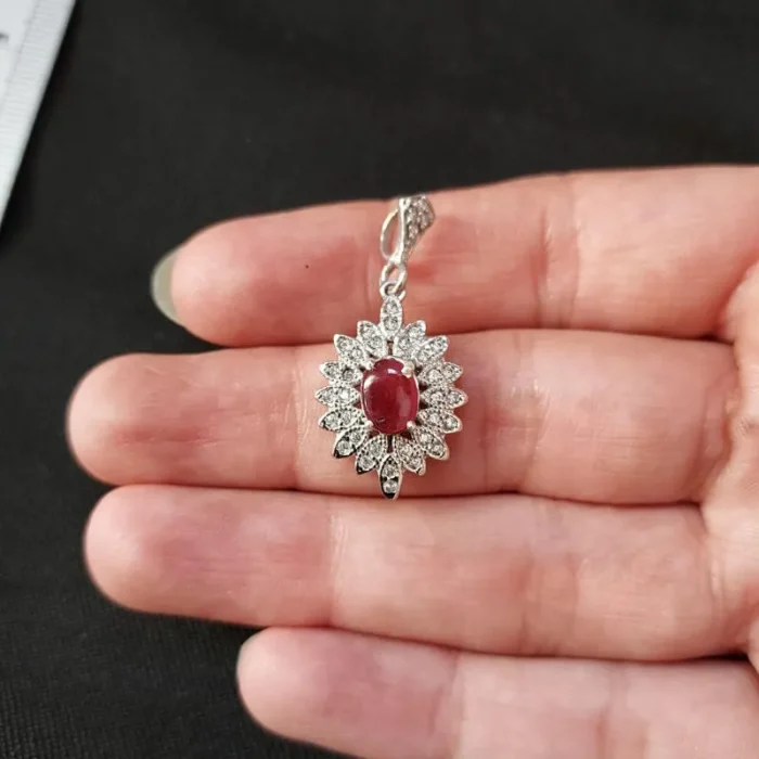 گردنبند یا مدالی نقره یاقوت سرخ آفریقایی کابوشن اصل و معدنی آقابزرگ کد Med6 - Image 3