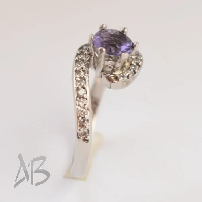 انگشتر نقره زنانه سولیتر بنفش عیار 925 آبکاری طلا سفید آقابزرگ کد 600 - Image 6