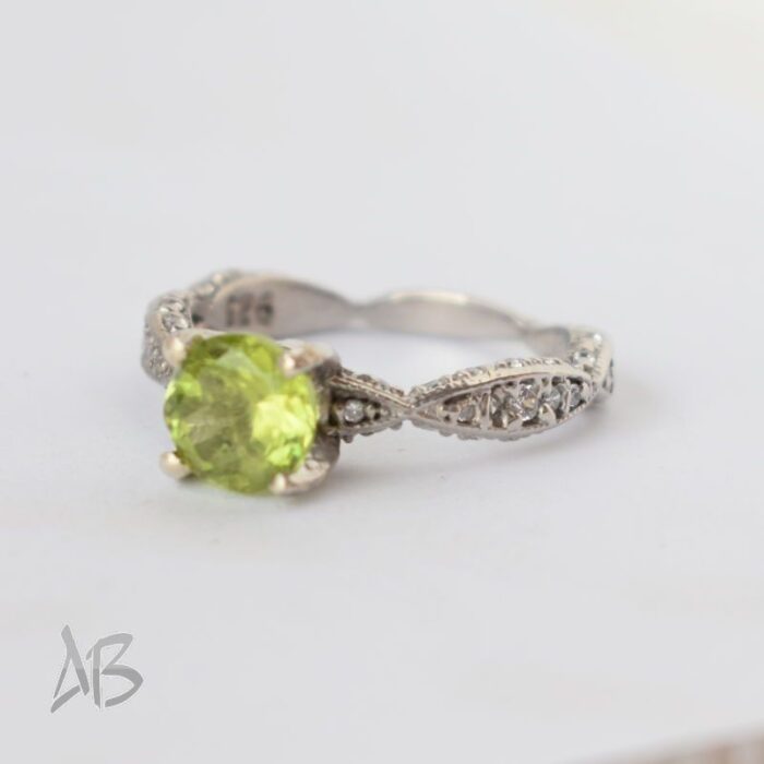 انگشتر نقره زنانه نگین زبرجد طبیعی آقابزرگ کد 614 - Image 3