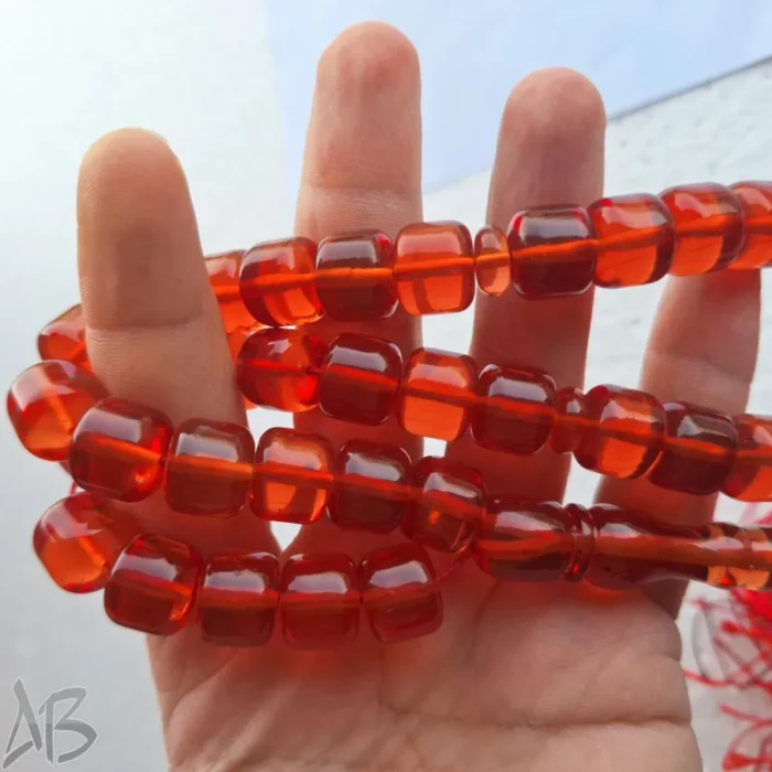 تسبیح سندلوس 37 دانه کد 1007 بودار تراش استوانه‌ای قرمز آقابزرگ - Image 4