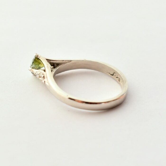 انگشتر نقره زنانه نگین موزانایت زیبا نقره 925 آبکاری طلاسفید آقابزرگ کد 636 - Image 3