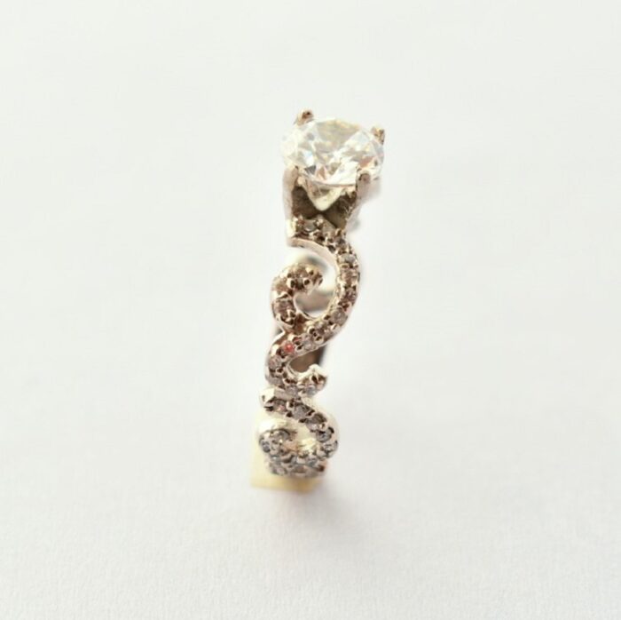 انگشتر نقره زنانه سولیتر عیار 925 آبکاری رودیوم مناسب انگشت ظریف آقابزرگ کد 637 - Image 4