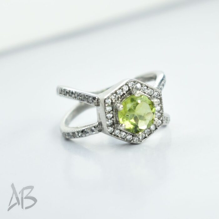 انگشتر نقره زنانه زبرجد اصل عیار 925 آبکاری رودیوم آقابزرگ کد 639 - Image 7