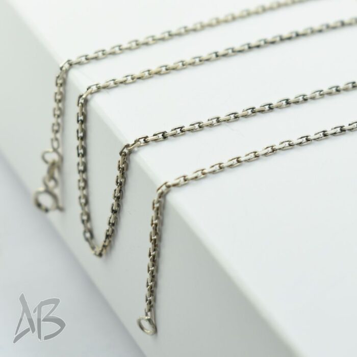 زنجیر نقره زنانه طرح Belcher Chain عیار 925 آقابزرگ - Image 4
