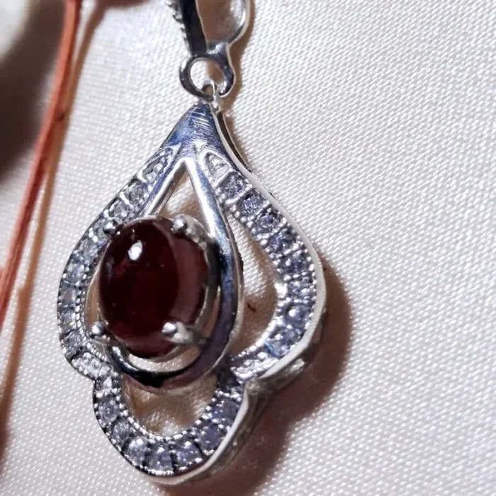 گردنبند نقره نگین گارنت اصل قرمز تیره نقره 925 آقابزرگ کد Med21 - Image 4