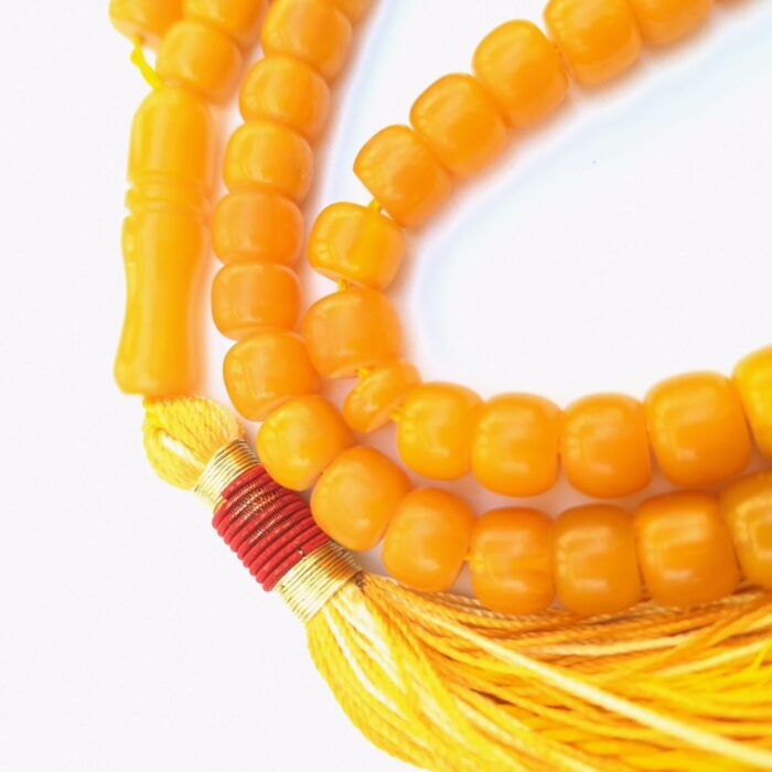 تسبیح سندلوس 100 دانه (101 دانه) بودار تراش قیچی زرد خوشرنگ کد 1031 آقابزرگ - Image 6