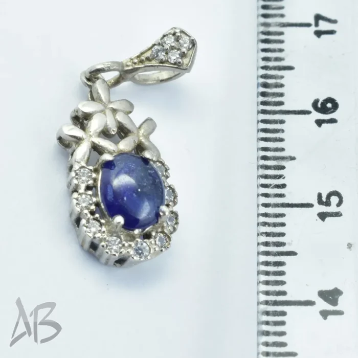 گردنبند یا مدالی نقره نگین یاقوت کبود آقابزرگ کد Med57 - Image 4