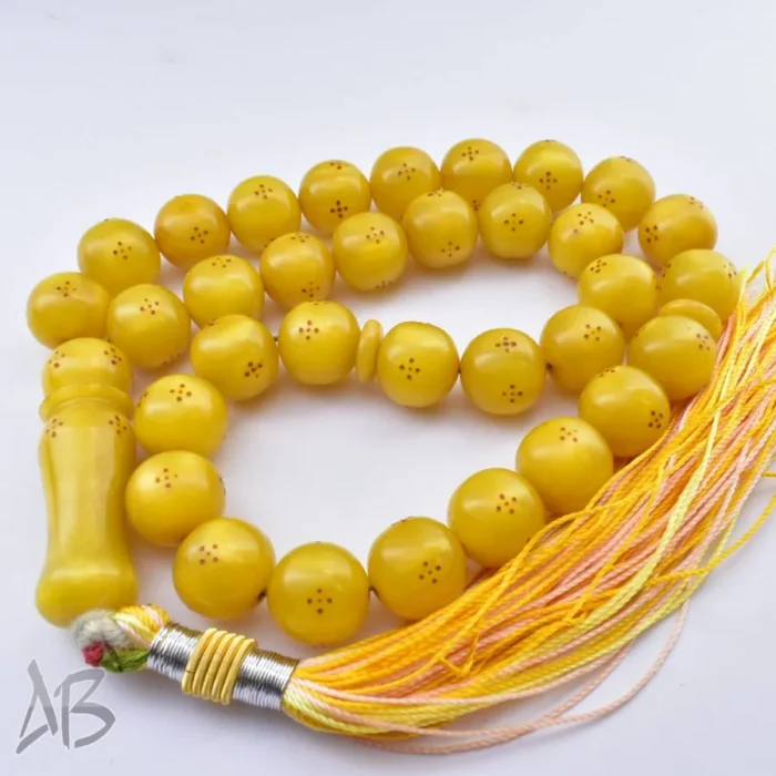 تسبیح سندلوس بودار 33 دانه اصل کد 1084 بودار داغ دار زرد با جلوه صدفی آقابزرگ - Image 5