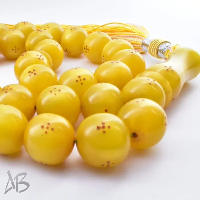 تسبیح سندلوس بودار 33 دانه اصل کد 1084 بودار داغ دار زرد با جلوه صدفی آقابزرگ - Image 7