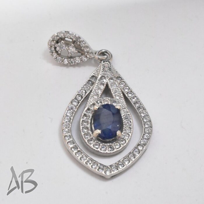 گردنبند یا مدالی نقره اصل نگین دار یاقوت کبود طرح جدید آقابزرگ کد Med75 - Image 4