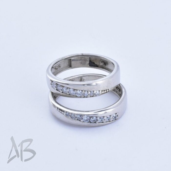 حلقه ست نقره با ردیفی مورب از نگین سنتتیک بسیار زیبا و شکیل مناسب ازدواج، نامزدی، با آبکاری رودیوم آقابزرگ کد Set12 - Image 6