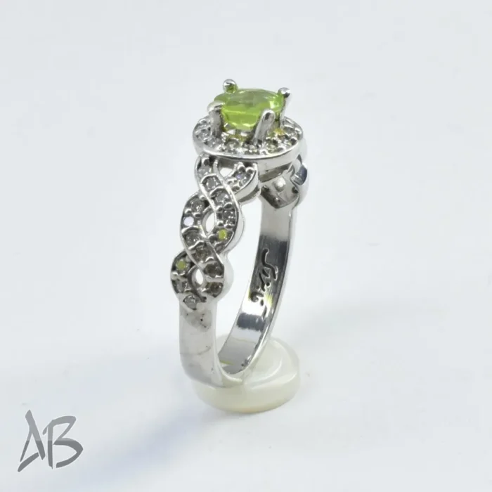 انگشتر نقره زنانه زبرجد اصل رکاب زیبا عیار 925 آقابزرگ کد 661 - Image 7