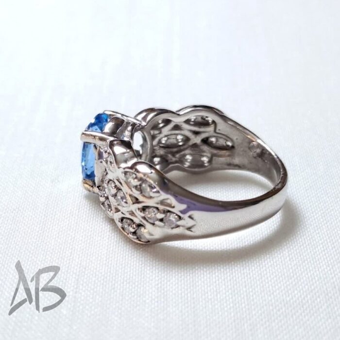 انگشتر نقره زنانه اصل نگین توپاز درخشان و ركاب پر نگين و خاص کد 668 - Image 7