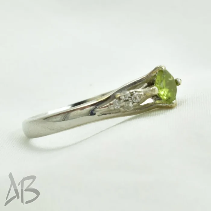 انگشتر نقره زنانه زبرجد اصل معدنی رکاب ظریف و خاص عیار 925 آقابزرگ کد 672 - Image 5