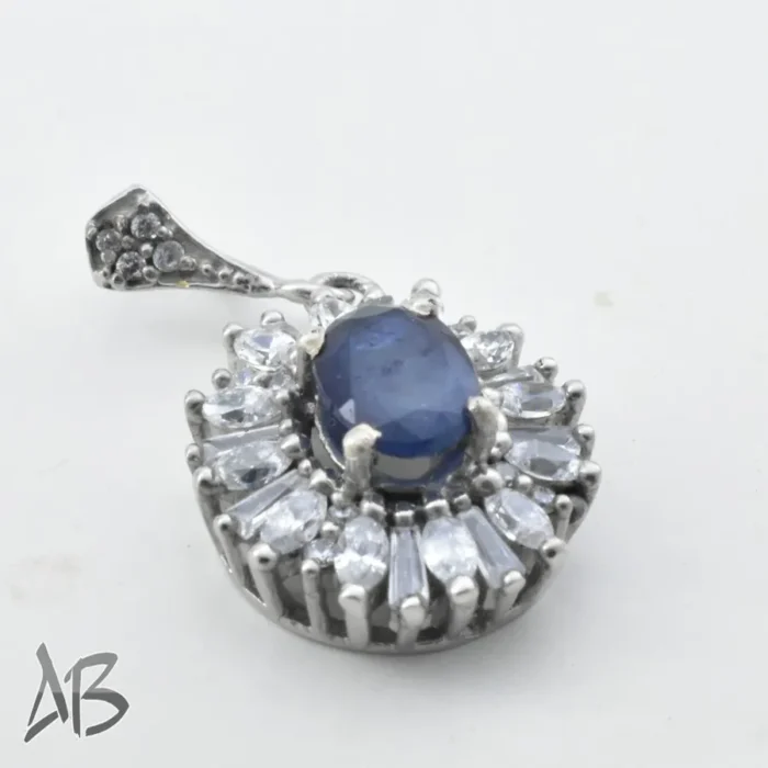 گردنبند نقره (مدالی) اصل نگین دار یاقوت کبود زیبا و خوشرنگ آقابزرگ کد Med100 - Image 4