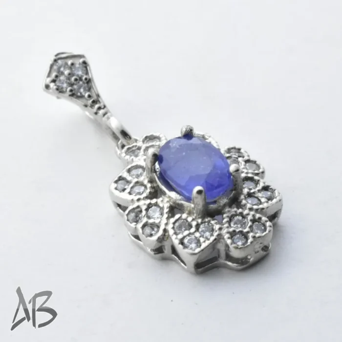 گردنبند نقره (مدالی) اصل نگین دار یاقوت کبود زیبا و جذاب آقابزرگ کد Med101 - Image 5