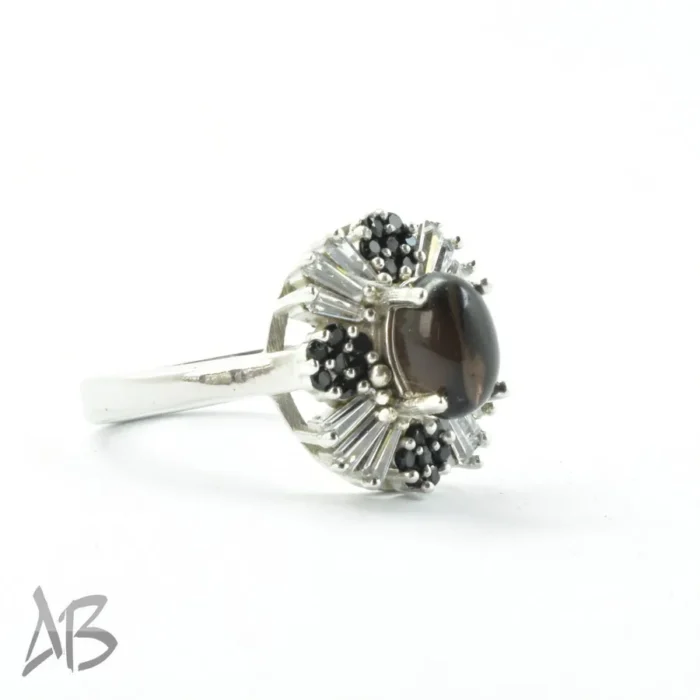 انگشتر نقره زنانه اسموکی کوارتز (دودی) طبیعی طراحی زیبا با نگین‌های سنتتیک رنگی آقابزرگ کد 675 - Image 4