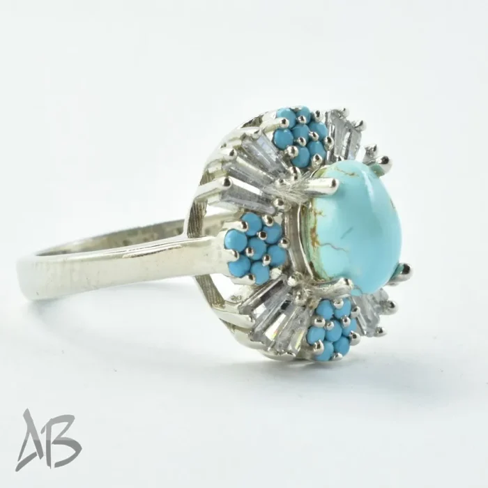 انگشتر نقره زنانه فیروزه نیشابور اصل عیار 925 با تزئین نگین‌های ریز رنگی آقابزرگ کد 692 - Image 6