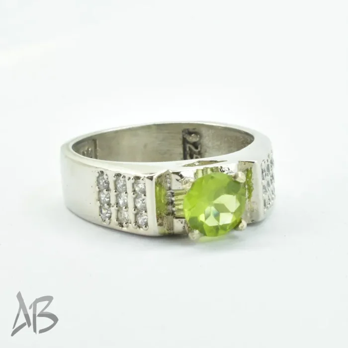 M214 (2)_25_11zon انگشتر مردانه نقره با طراحی جذاب و نگین زبرجد آقابزرگ کد 214 - Image 5