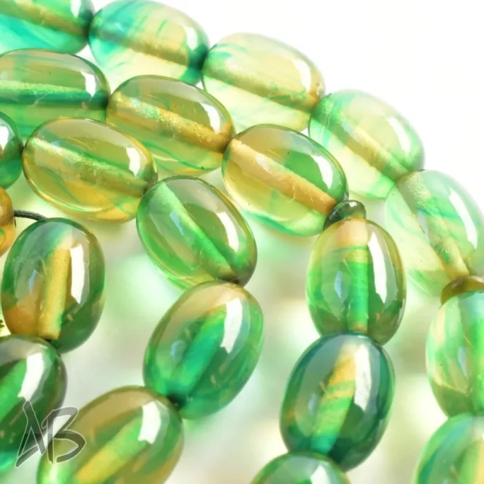 تسبیح کهربای 35 دانه بیضی کشیده رگه‌دار بسیار شکیل کد 1163 آقابزرگ - Image 4