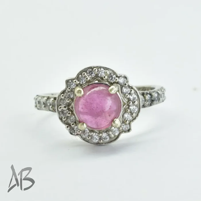 انگشتر نقره زنانه با نگین یاقوت صورتی اصل معدنی تراش کابوشن کد 306 - Image 8