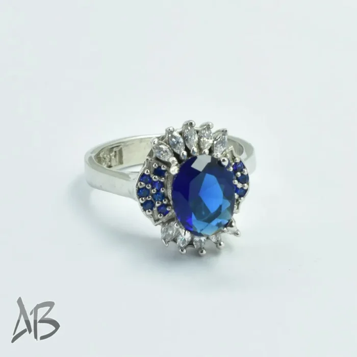 انگشتر نقره زنانه عیار 925 آبکاری رودیوم نگین سنتتیک برلیان کات خوشرنگ کد 307 آقابزرگ - Image 3