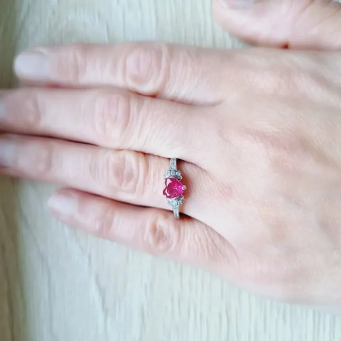 انگشتر نقره زنانه یاقوت صورتی سنتتیک طرح قلب شیک و زیبا کد 696 - Image 11