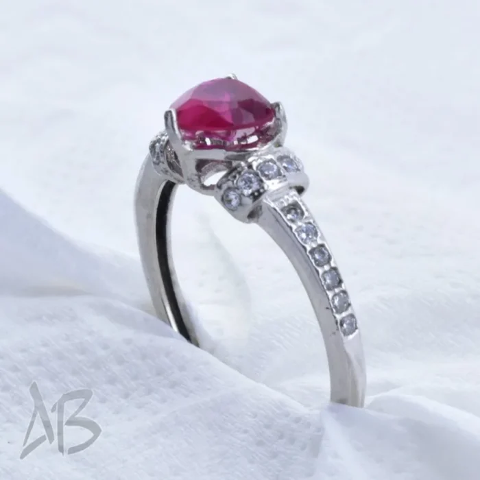 انگشتر نقره زنانه یاقوت صورتی سنتتیک طرح قلب شیک و زیبا کد 696 - Image 3