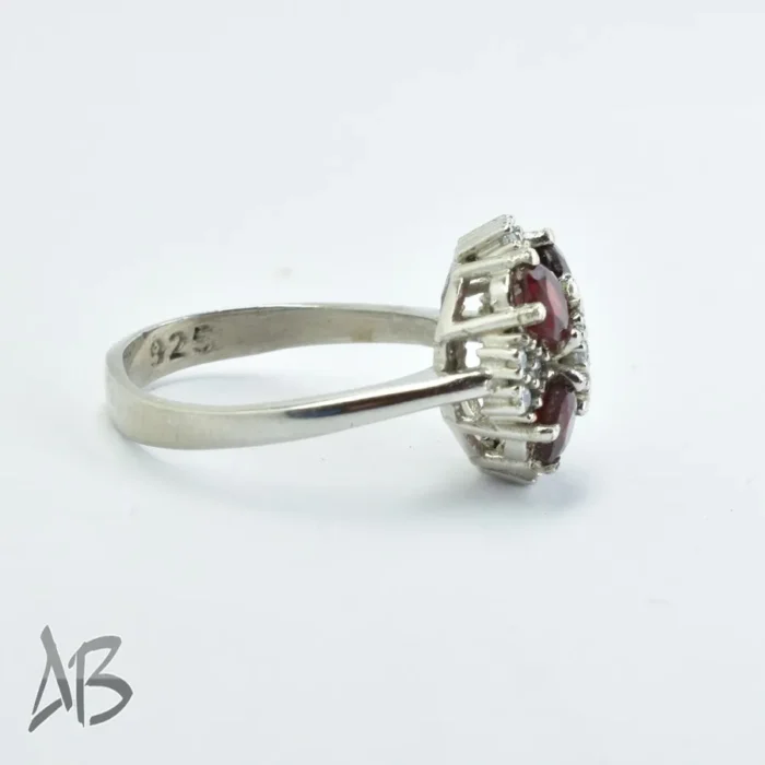 انگشتر نقره زنانه عیار 925 با چهار نگین گارنت بسیار شکیل و زیبا کد 698 - Image 3