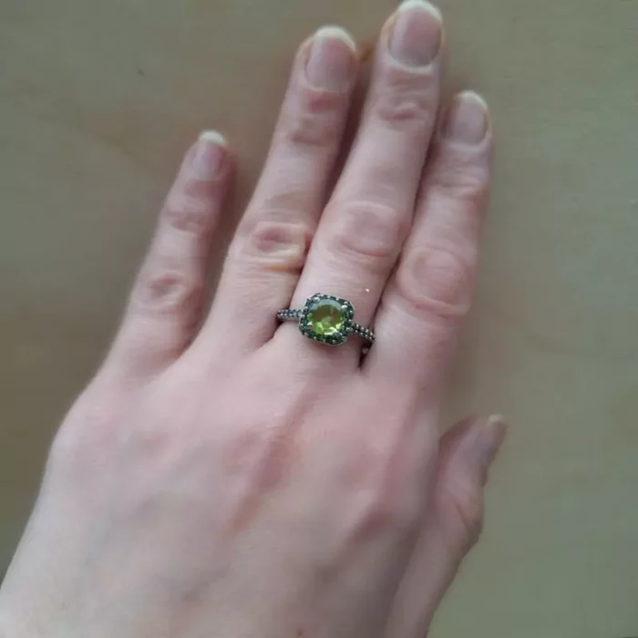 انگشتر نقره زنانه زبرجد اصل معدنی با ردیف نگین رنگی عیار 925 آقابزرگ کد 310 - Image 6