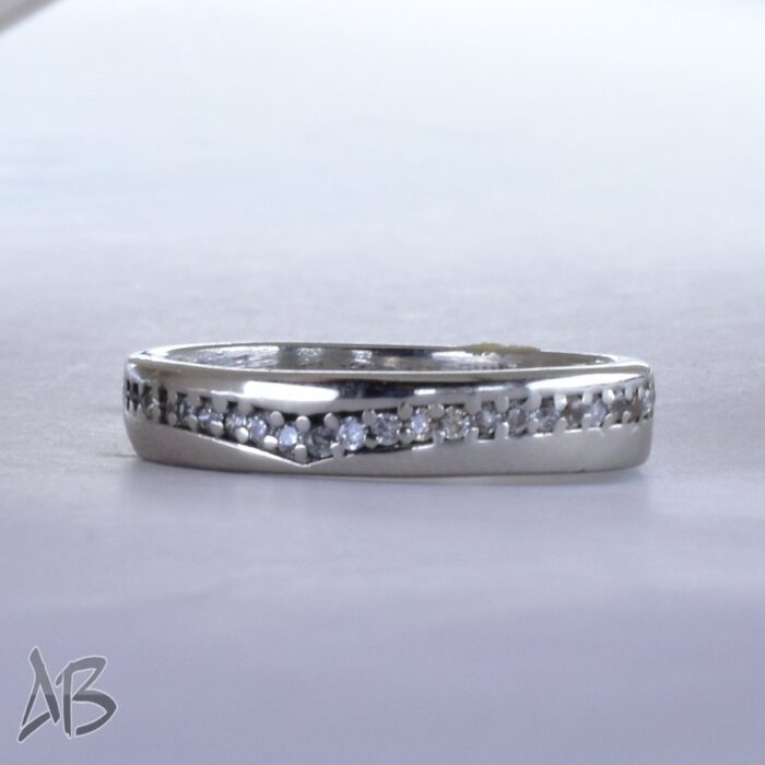 حلقه نقره جدید، طراحی مدرن با ردیفی از نگین‌های سنتتیک بسیار جذاب کد Set2 تک آقابزرگ - Image 8