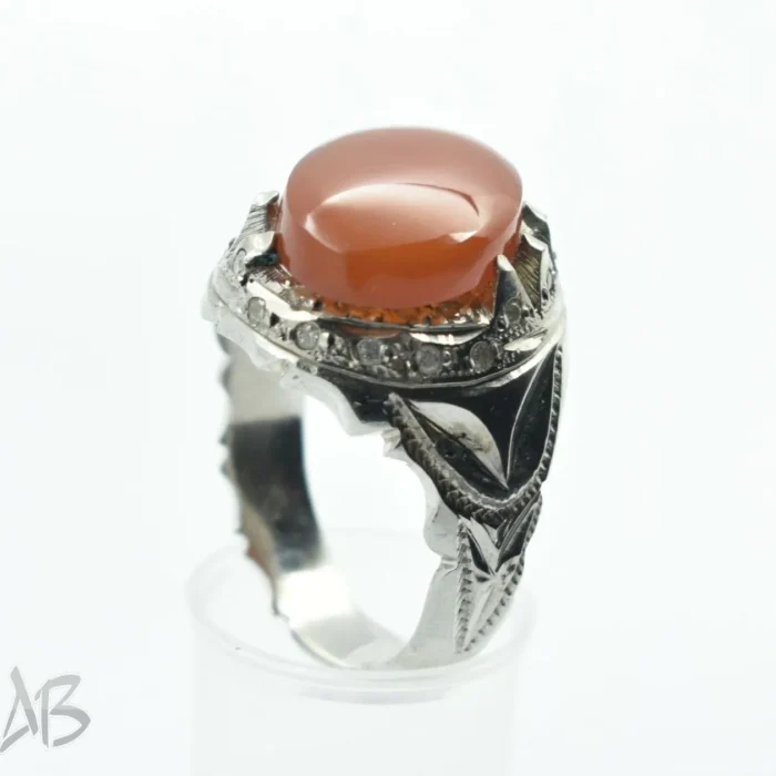 انگشتر مردانه نقره دست‌ساز نگین عقیق یمنی درشت رکاب آینه کاری شده کد M225 - Image 3