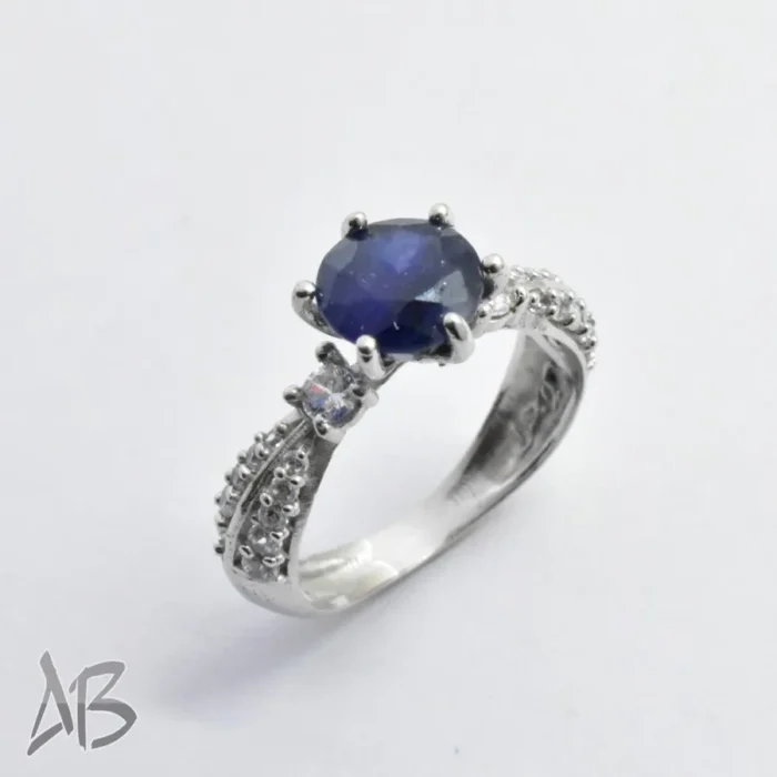 318 (6 انگشتر نقره زنانه اصل یاقوت کبود پررنگ برلیان کات آقابزرگ کد 318 - Image 3