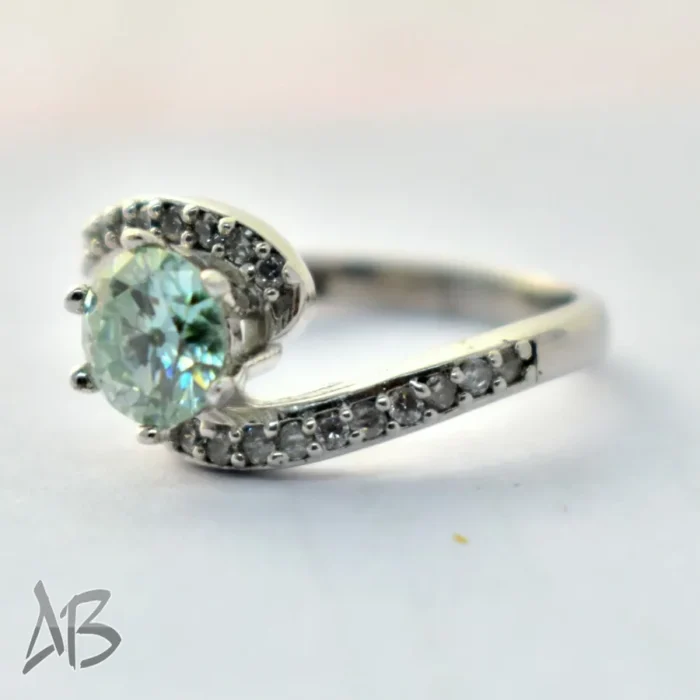 337 (5) انگشتر نقره زنانه موزانایت شفاف با رکاب تابدار بسیار شیک کد 337 - Image 6