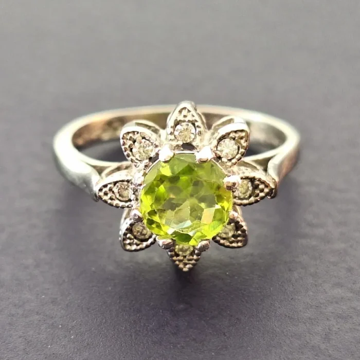 انگشتر نقره زنانه زبرجد معدنی، رکاب طرح گل هشت‌پرعیار 925 آقابزرگ کد 344 - Image 4