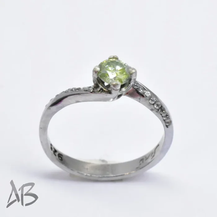 انگشتر نقره زنانه نگین زبرجد معدنی، سبک و بسیار ظریف کد 371 - Image 7